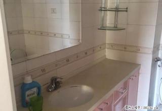 红瑞地产王仔花苑超大三居室精装修拎包即住屋子嘎嘎板正可半年付 - 齐齐哈尔28生活网 qqhr.28life.com